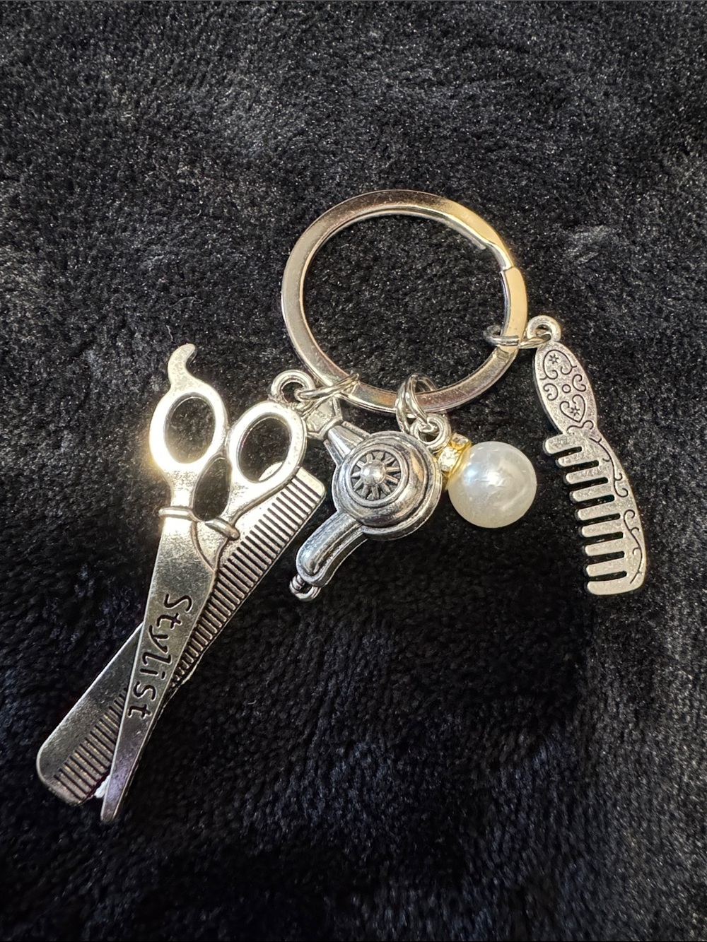 Source Unknown Silver Hairstylist Charm Key & Card Holder with Pearl Accent